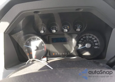 2015 Ford F-250 Xl z USA, uszkodzony, nr VIN 1FT7X2B63FEC90964